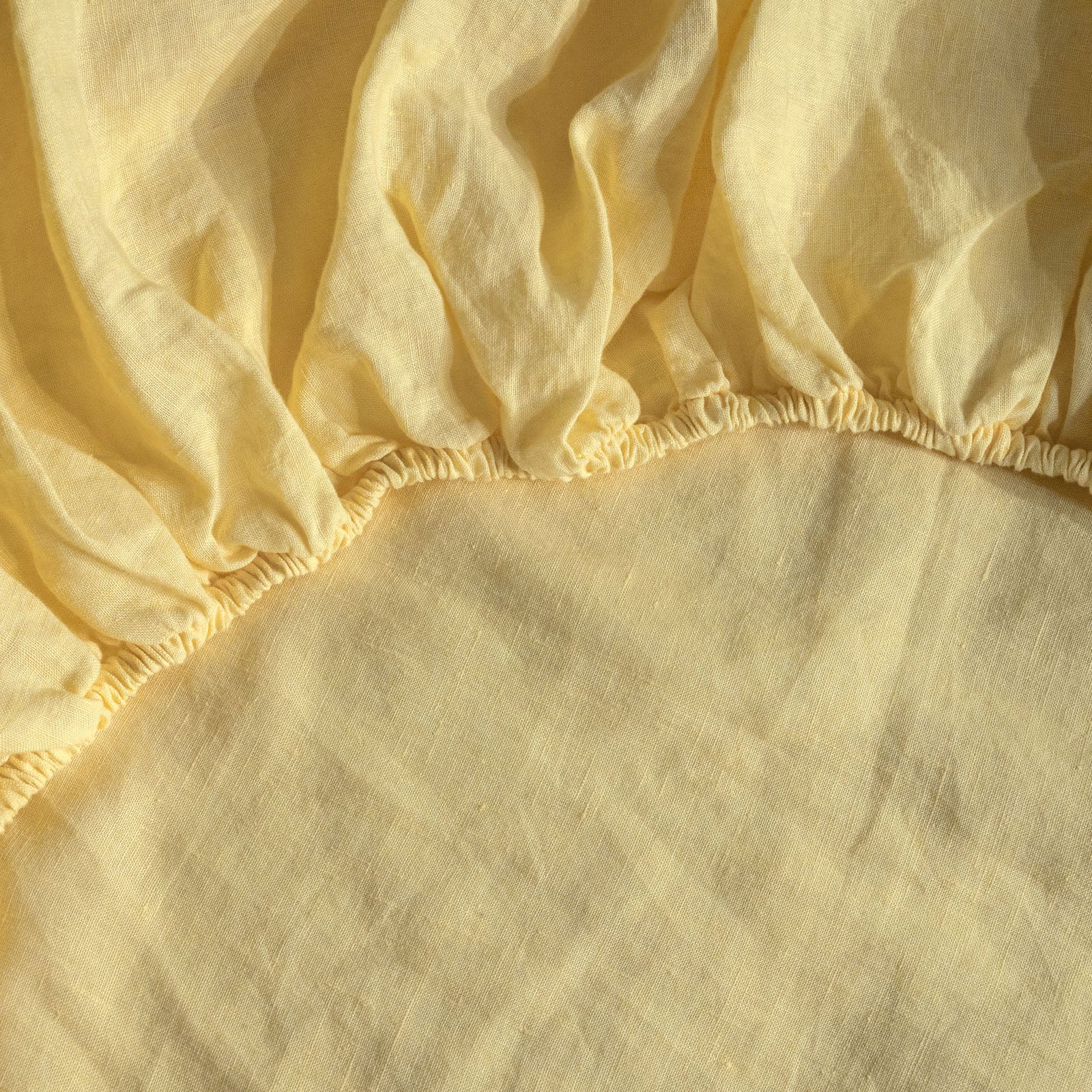 French Flax Linen Fitted Sheet in Daisy - Image 5