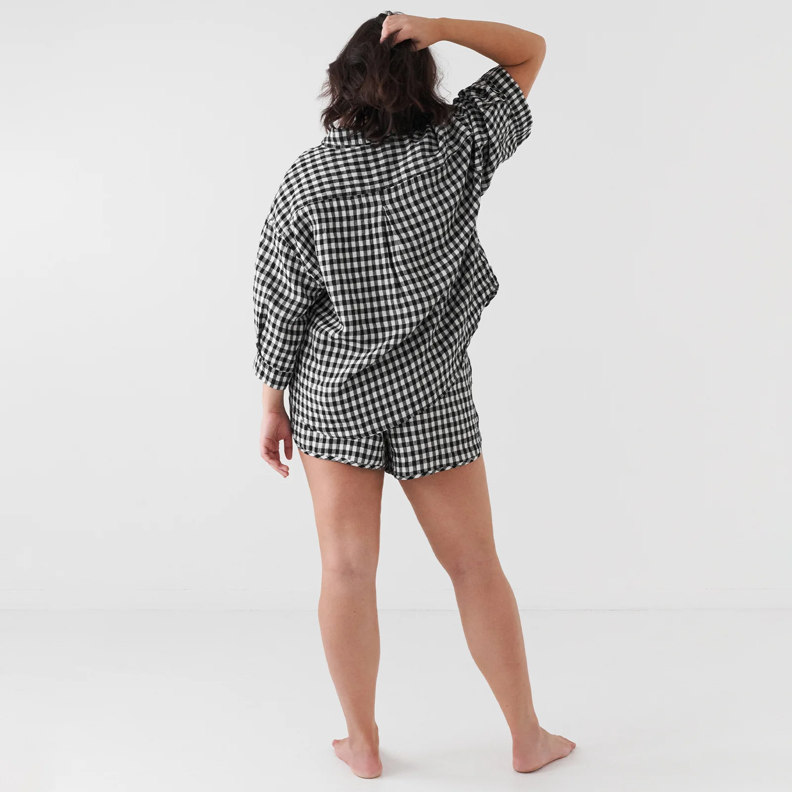 French Flax Linen Relaxed Short in Charcoal Gingham - Image 5