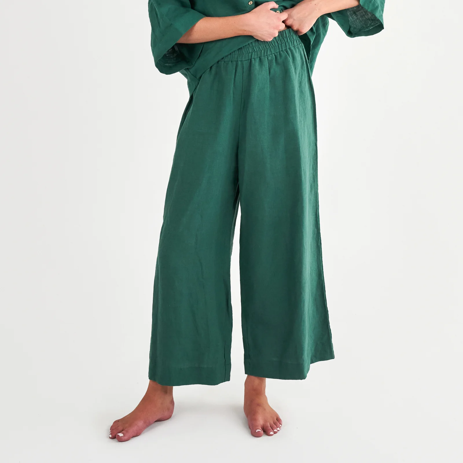 French Flax Linen Ruby Lounge Set in Jade - Image 5