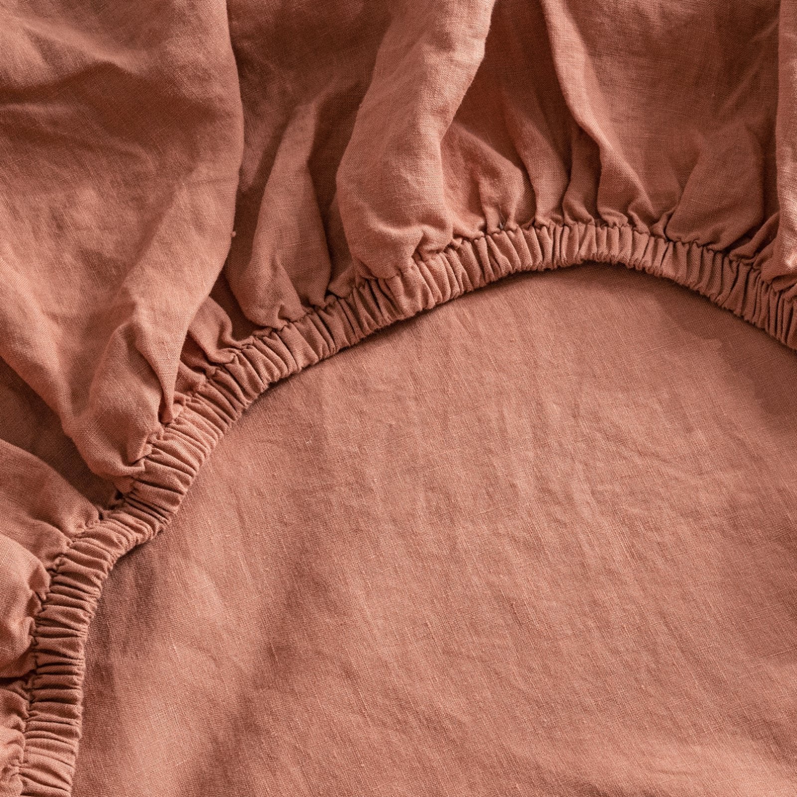 French Flax Linen Sheet Set in Rosa - Image 8
